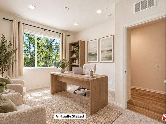 5th image of 1095 N Harbor Blvd