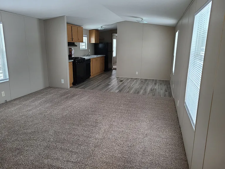 Norton Shores — Photo 14