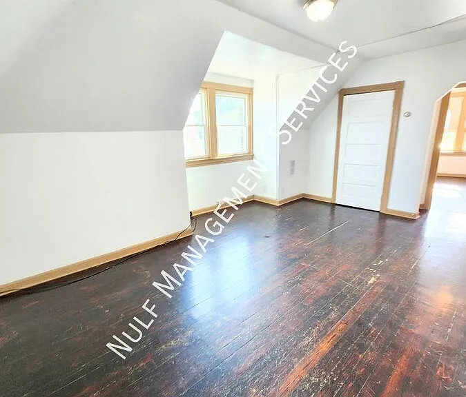 728 N Sheridan Ave #3 — Photo 3
