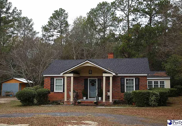 928 W Lydia Hwy — Photo 1