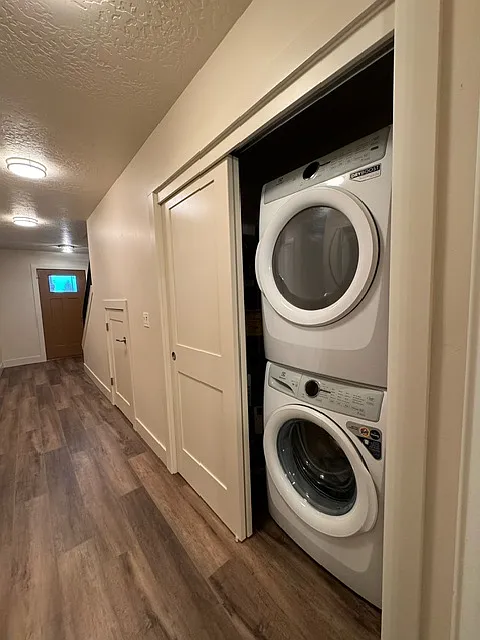 2 bed, $1,795 — Photo 4