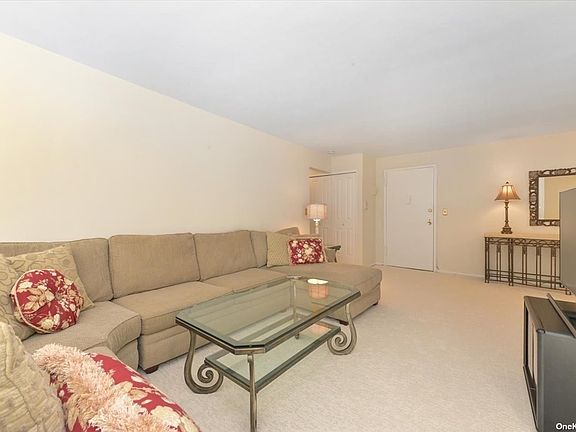 3rd image of 3 Birchwood Ct APT 1K