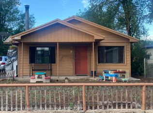 433 W 2nd St N #1&2, Capitan, NM 88316