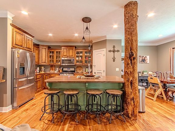 4th image of 2134 Otis Plunk Rd