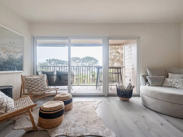 295 Sea Forest Ct — Photo 30
