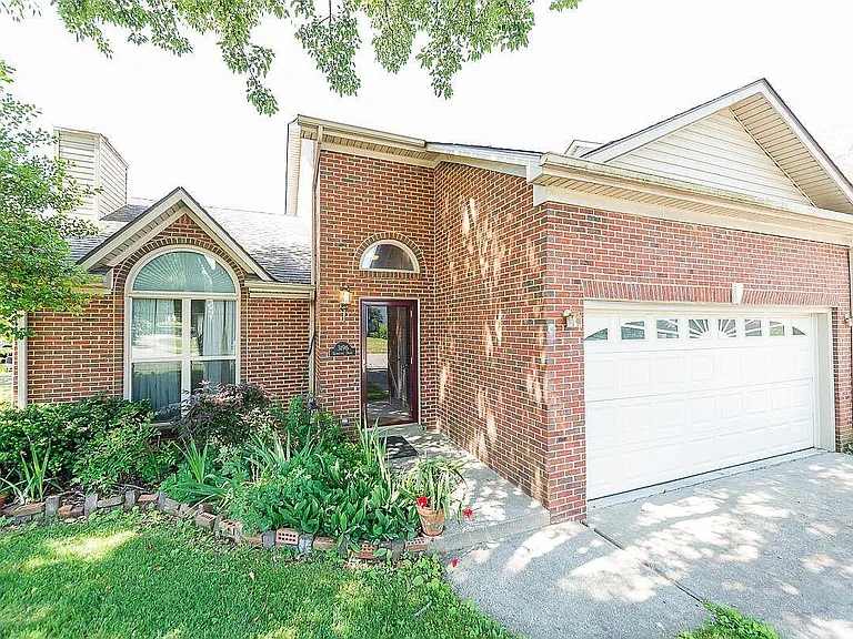 3196 Stonecase Dr — Photo 19