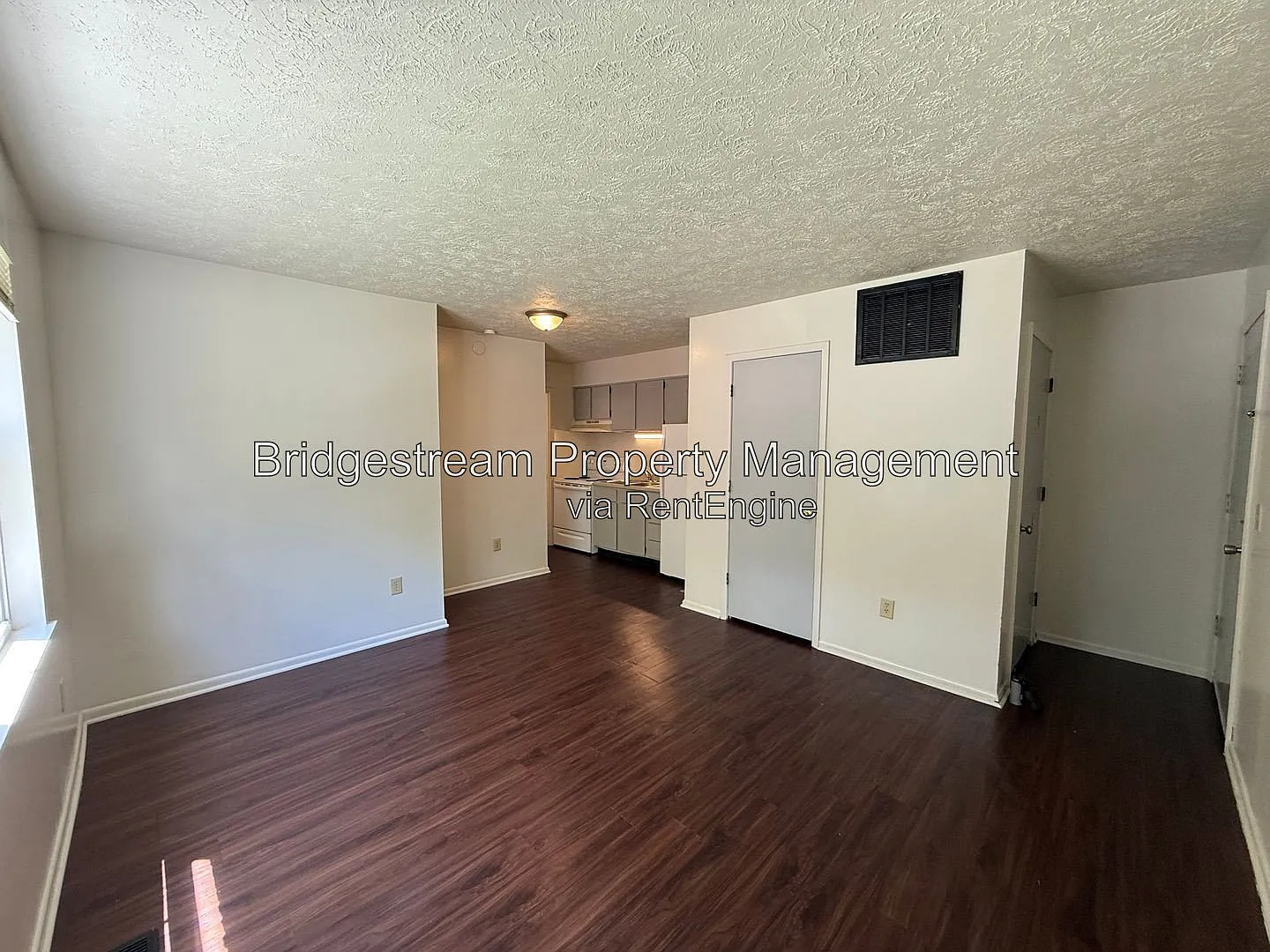 1 bed, 1.0 bath, 500 sqft, $595 — Photo 3
