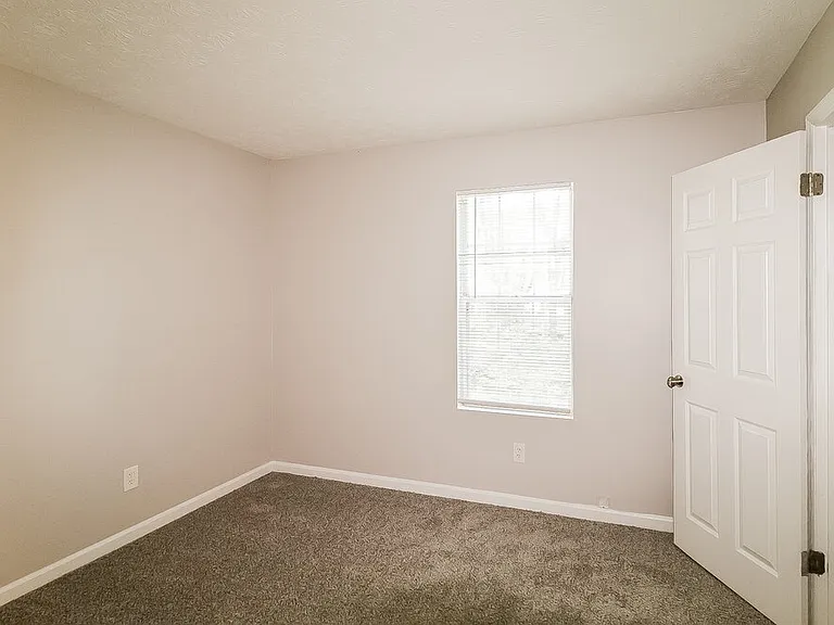 5164 Galbraith Cir — Photo 18
