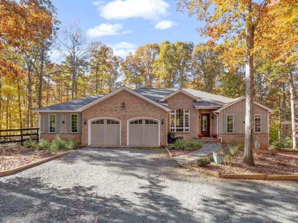 9130 Totier Creek Rd, Scottsville, VA 24590