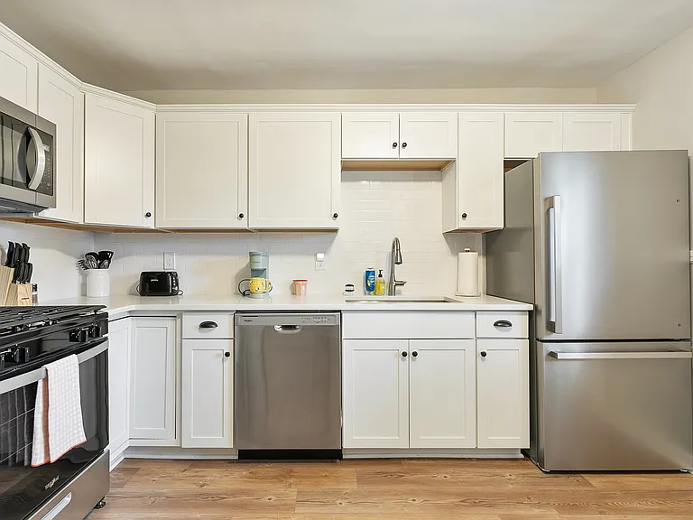 1207 Westbrook Ave #1 — Photo 6