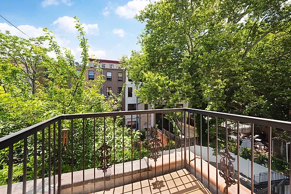 Rented by LG Fairmont Group | media 9