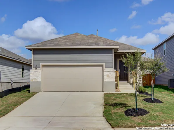 13139 Bay Point Way, St Hedwig, TX 78152
