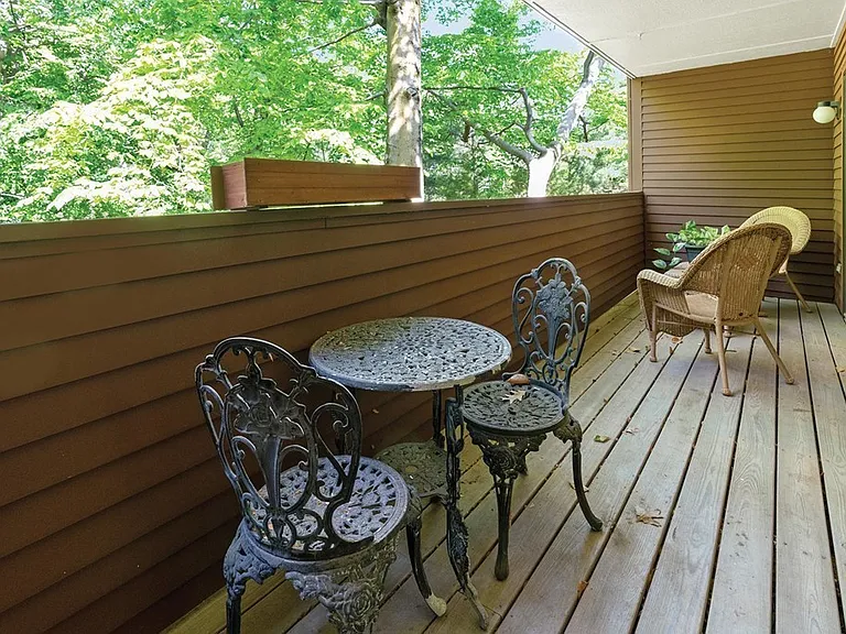 243 Perkins St #1 — Photo 11