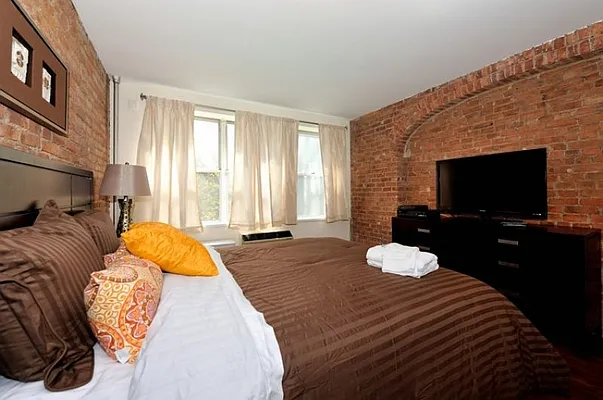 Rented by Eisenberg Exclusives | media 42