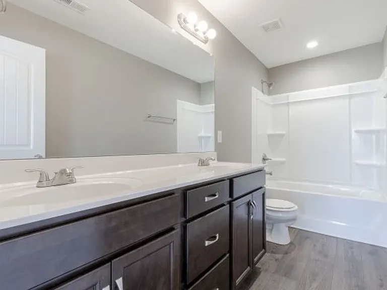 Landrum Place — Photo 13