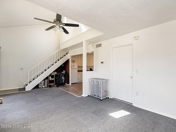 5th image of 4610 Lake Waterford Way APT 4-101