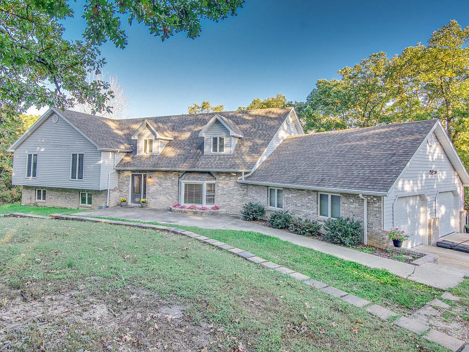 1st image of 3623 Randall Dr