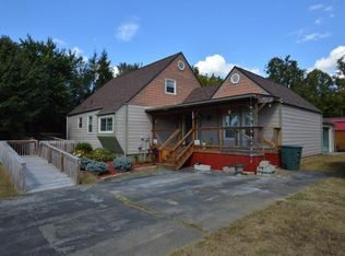 805 S Riverside Dr, Elizabethton, TN 37643