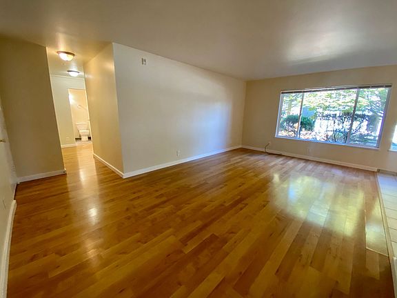 3rd image of 509 19th Ave E APT 104