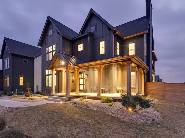 5376 Maple Dr, Lewis Center, OH 43035