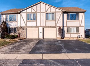 2142 Mallard Ln, Hanover Park, IL 60133