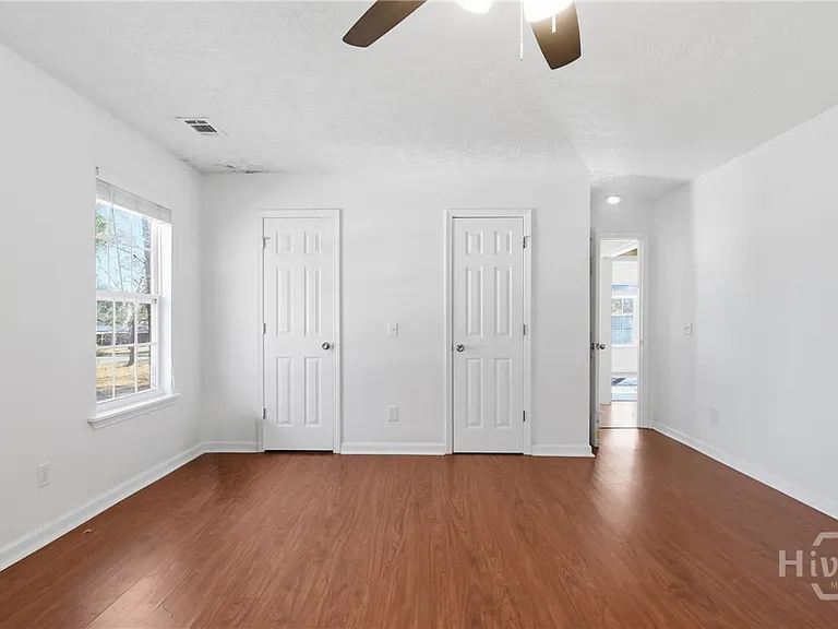 375 Pine Needle Dr — Photo 6