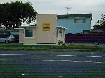 3rd image of 14860 Washington Ave