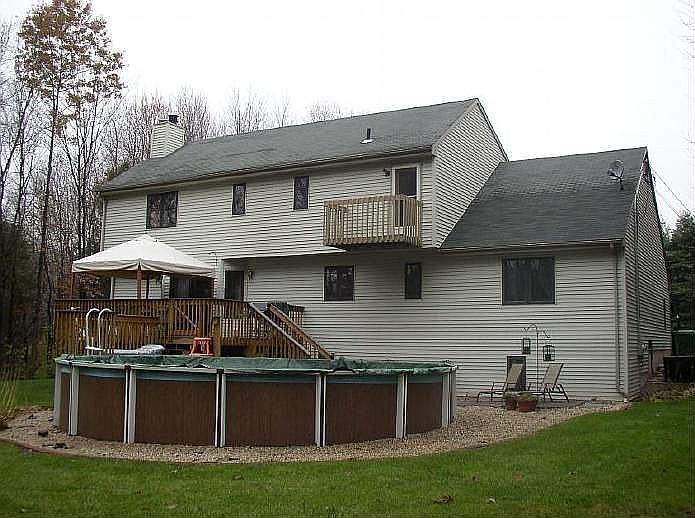 2nd image of 95 Evergreen Rd