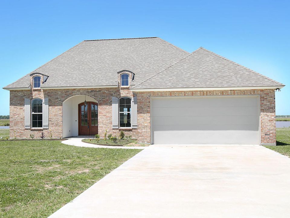 1st image of 1004 Lakeview Dr