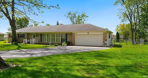 807 Ludwig Park Dr Photo 1