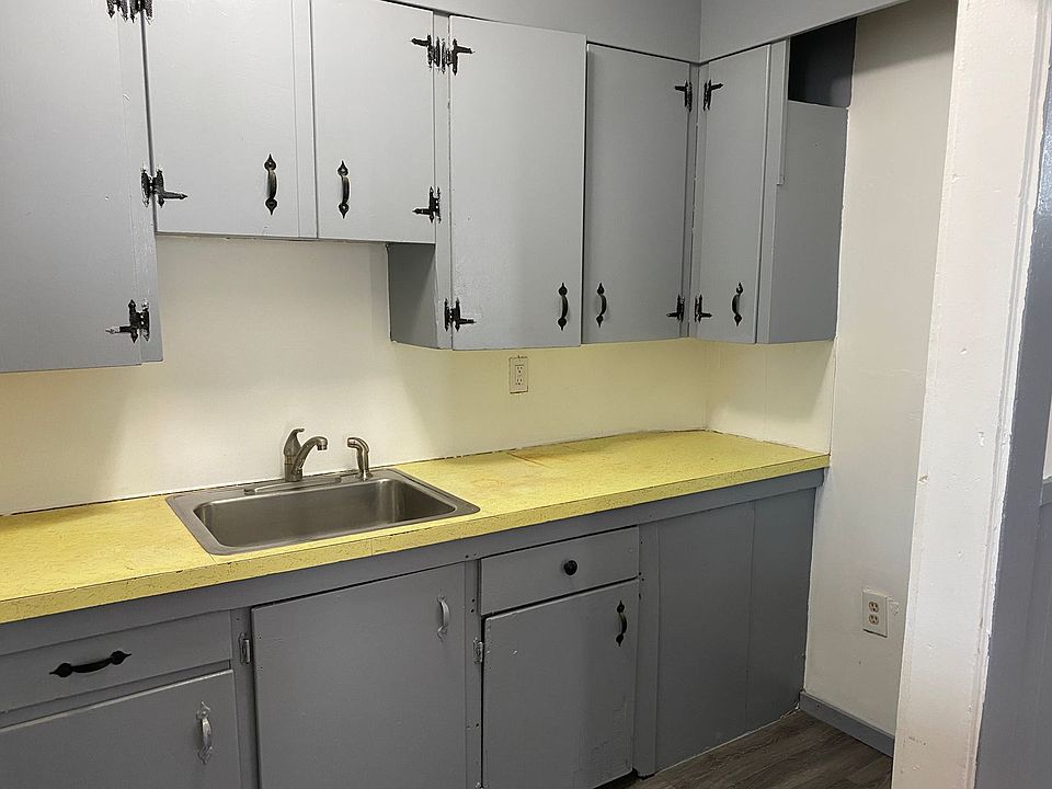 1st image of 75 Crapo St #3N