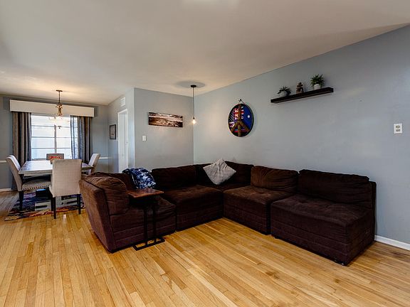 4th image of 125 Stadium Ave