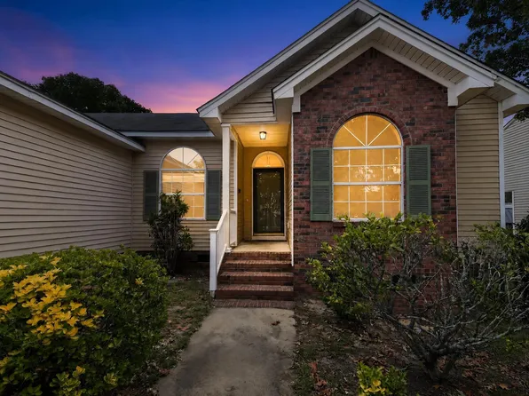 212 Carriage Oaks Dr, Columbia, SC 29229