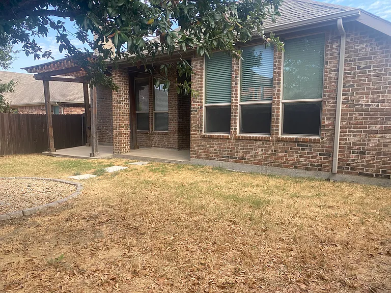 2712 Lake Ridge Dr — Photo 32