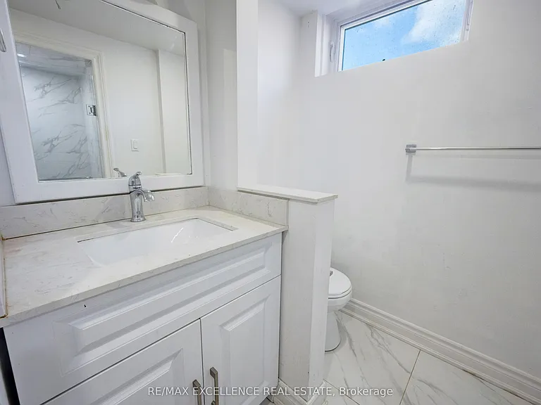 166 McLaughlin Rd S — Photo 29