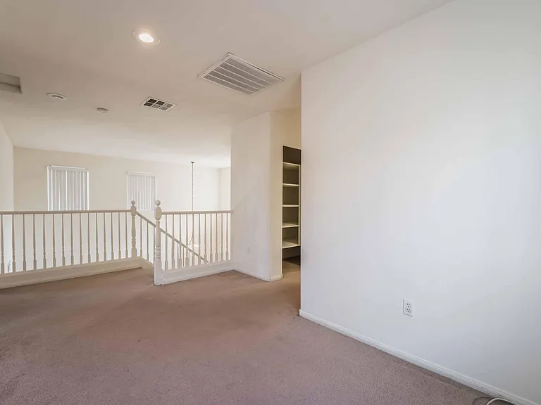 9142 Honey Maple Ave — Photo 15
