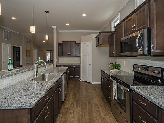 2nd image of 7409 Devonshire Dr #12301