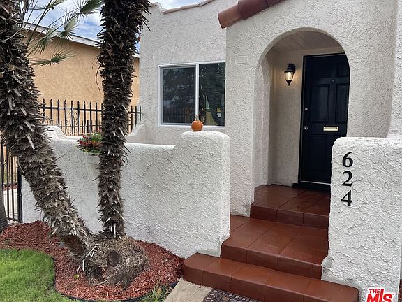 3rd image of 624 W 102nd St