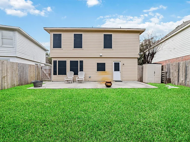 10810 Meadow Walk Ln — Photo 21