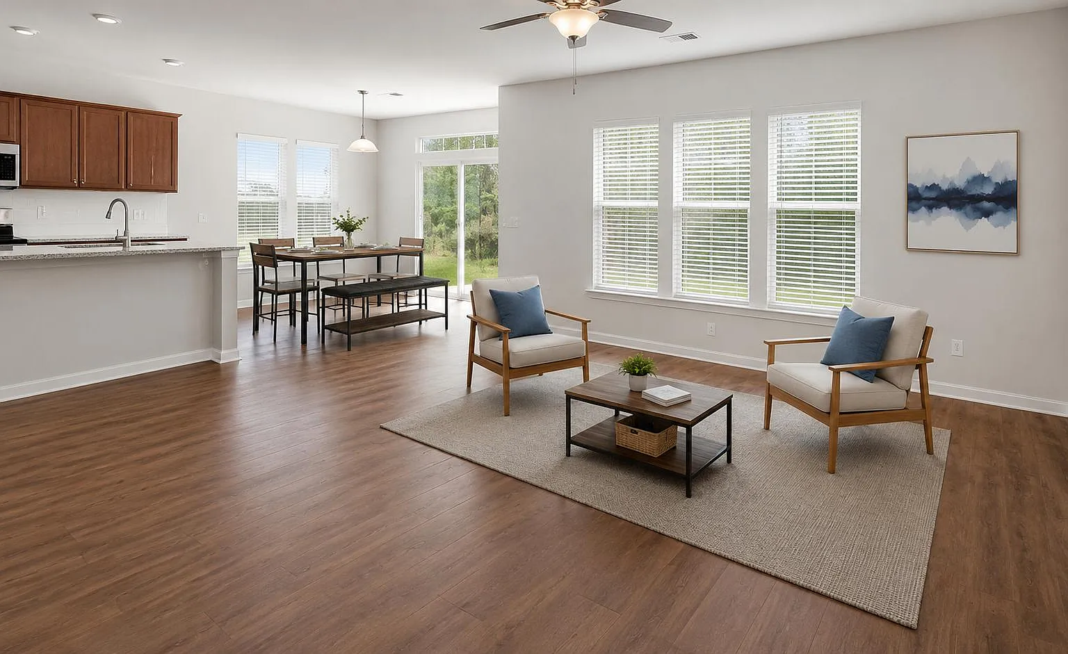 4 bed, 2.5 bath, 2172 sqft, $1,590 — Photo 3