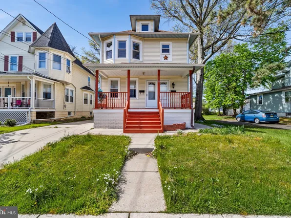 31 W Clinton Ave, Oaklyn, NJ 08107