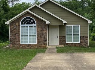 1716 18th Ct, Phenix City, AL 36867
