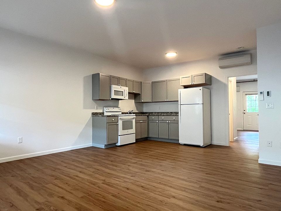 17 Park Street 17 Park St Lee MA Zillow