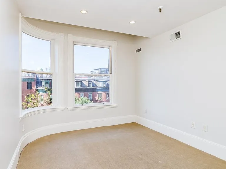 492 Massachusetts Ave #52 — Photo 9