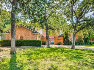 618 Ridgecrest Cir, Denton, TX 76205