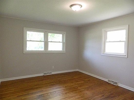 3rd image of 895 W 79th Ave