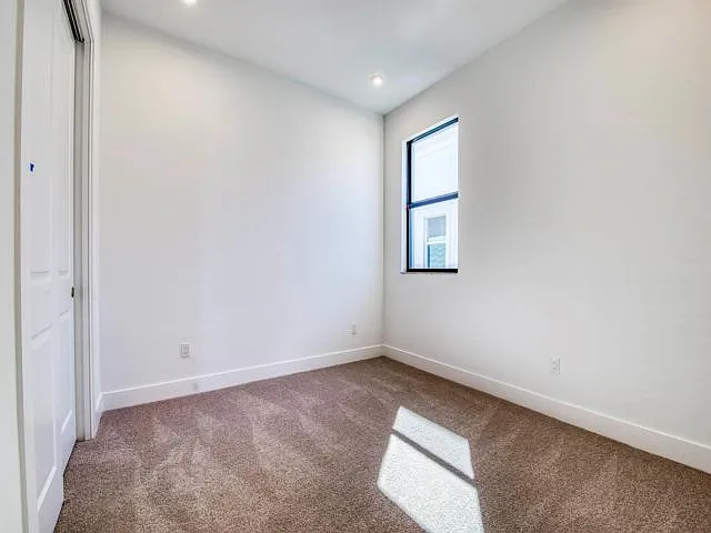3 bed, 2.0 bath, $5,500 — Photo 3
