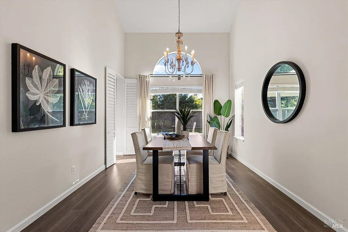 316 Windflower Court - Photo 9