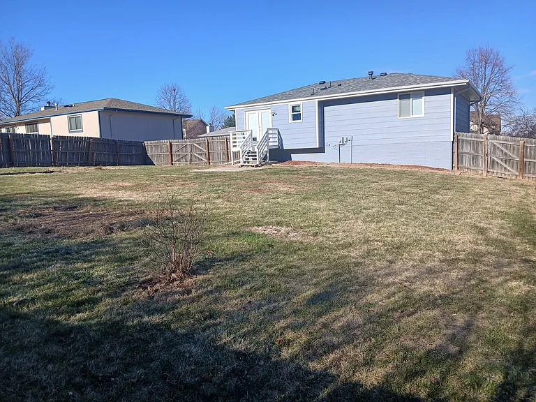7947 Twin Oaks Rd — Photo 21
