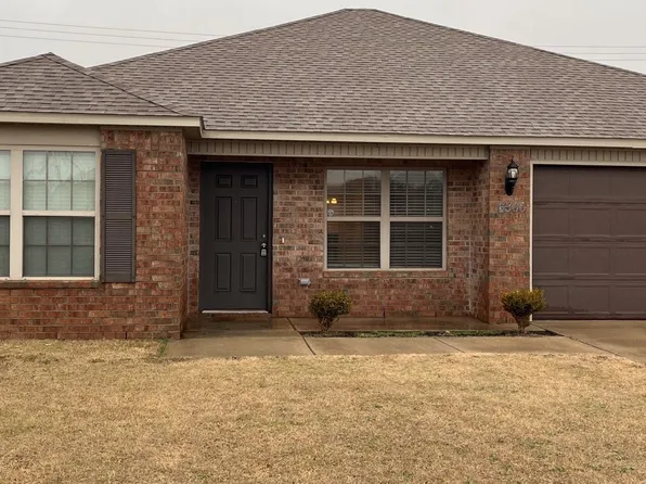 6300 SW Chalkstone Rd, Bentonville, AR 72712